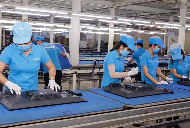 Xưởng may áo thun đồng phục